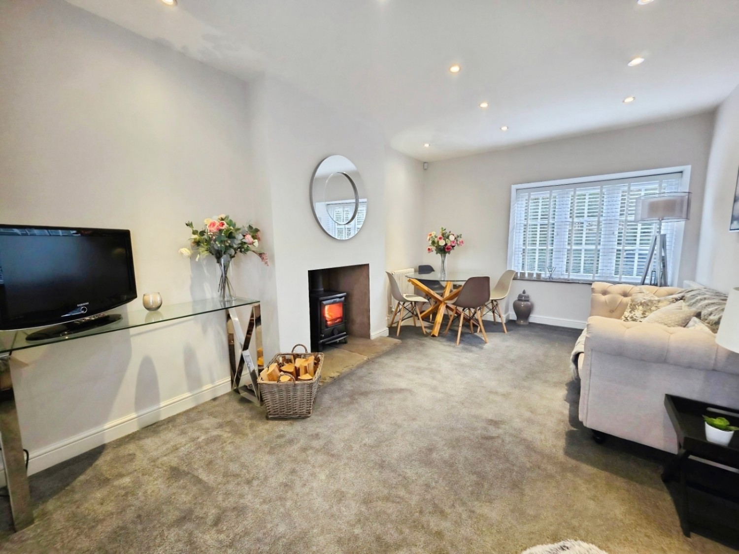 Marsh Road, Leonard Stanley