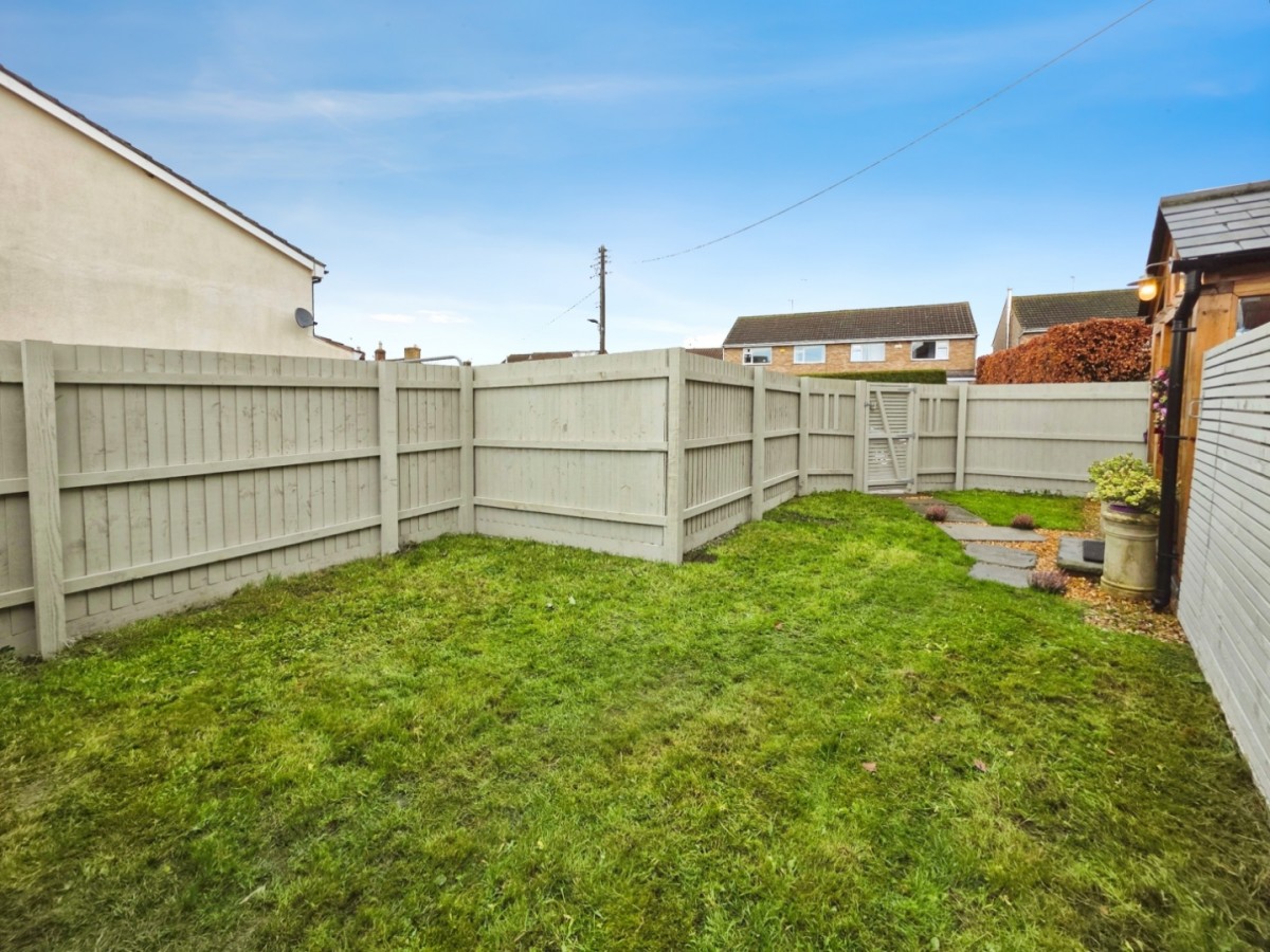 Marsh Road, Leonard Stanley