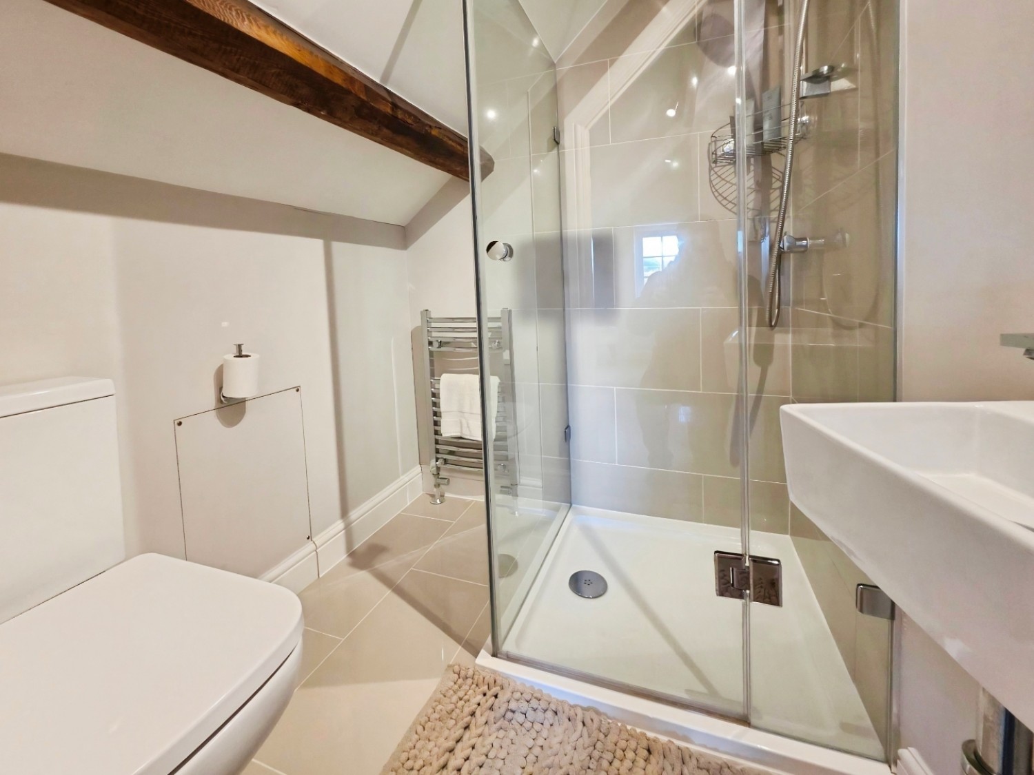 Marsh Road, Leonard Stanley