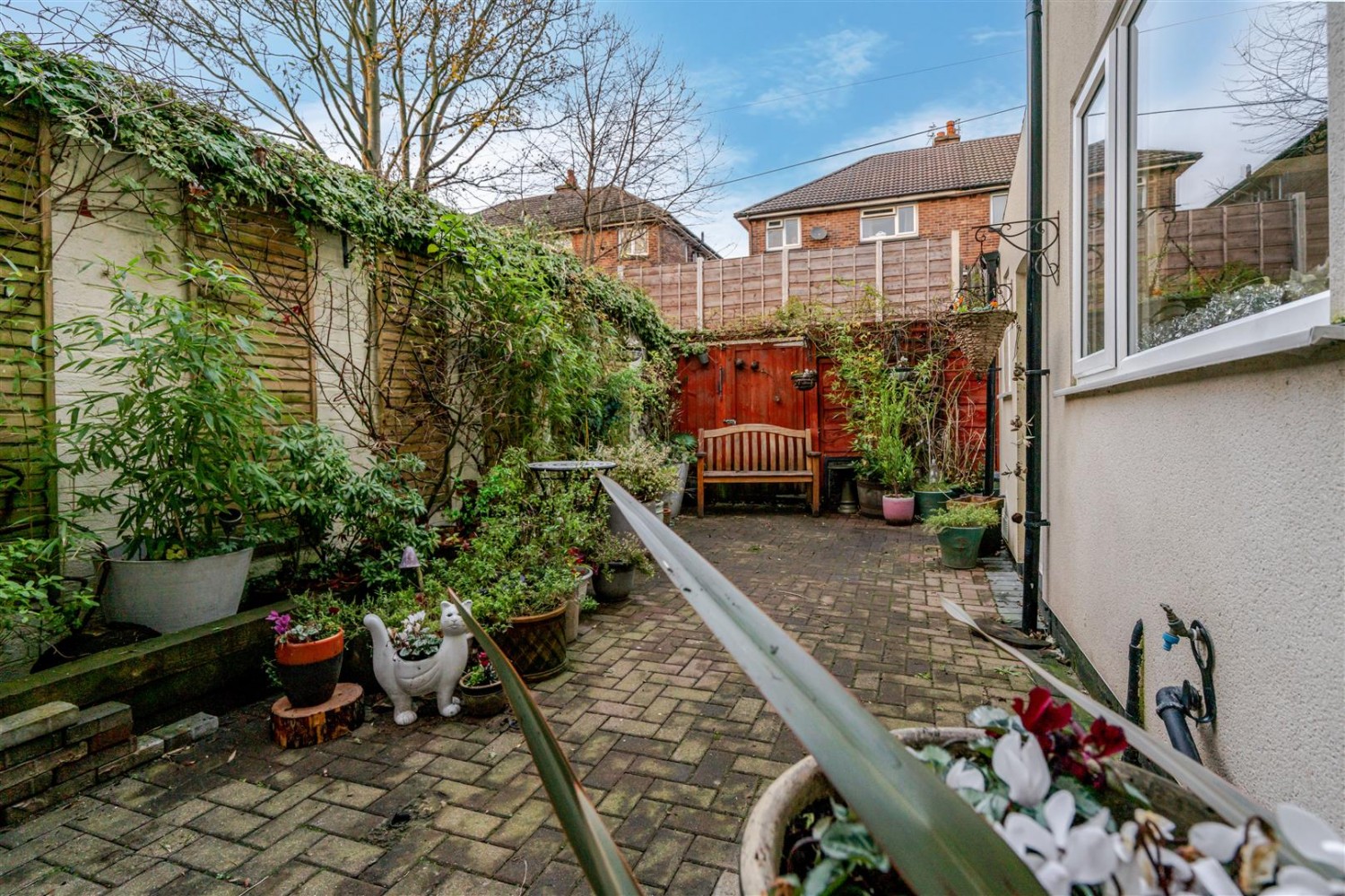 Station Road, Kearsley, Bolton