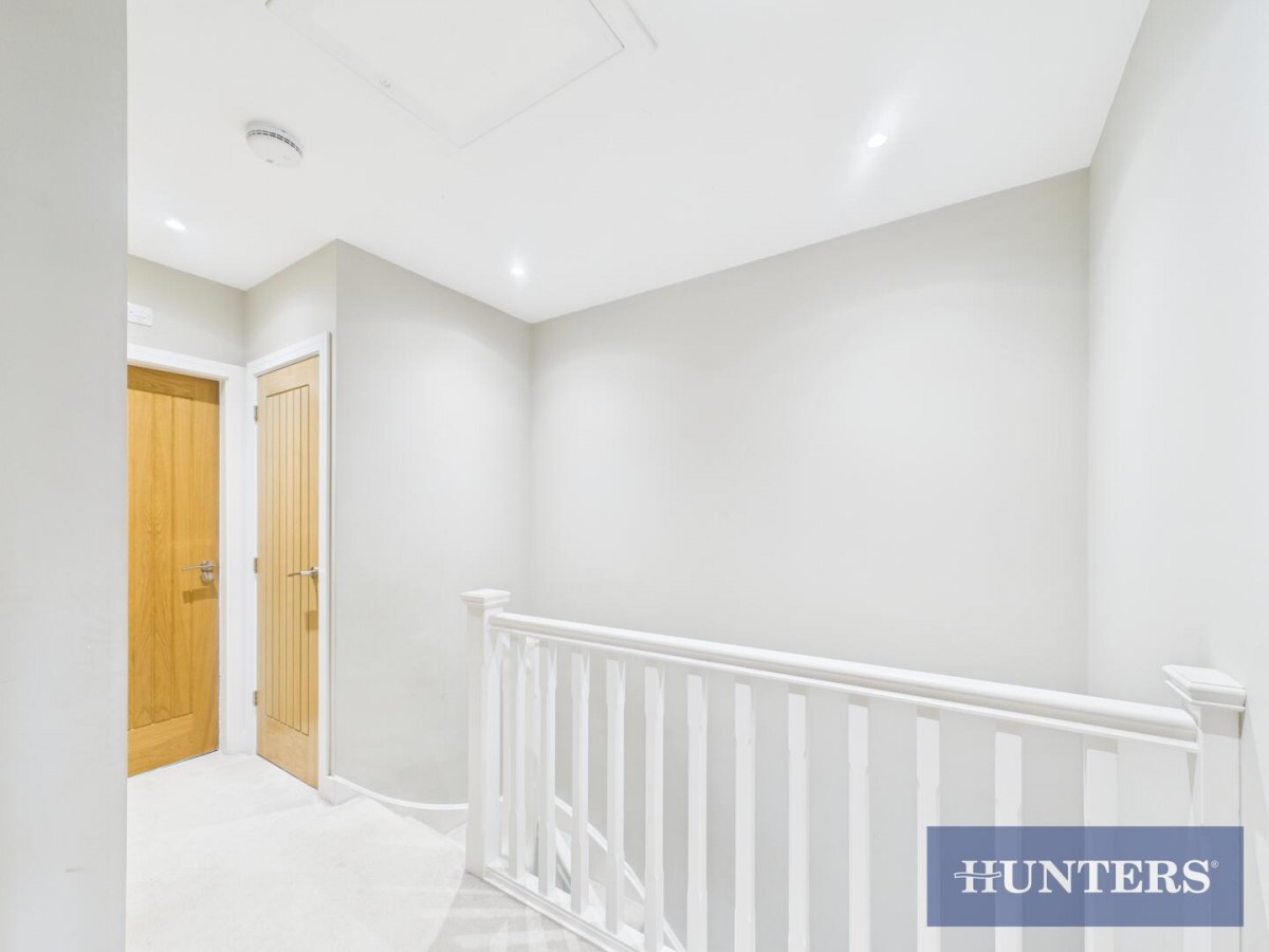 Burton Fields, Brandesburton