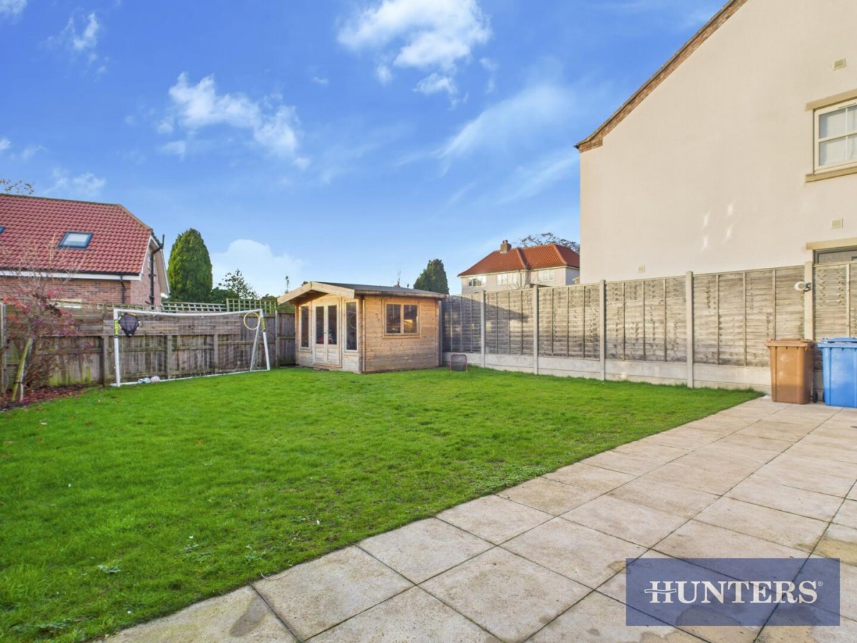 Burton Fields, Brandesburton