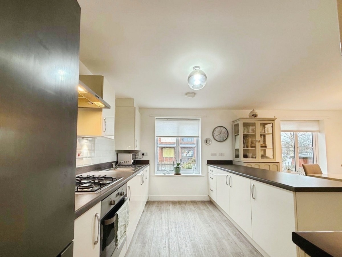 Plank Lane, Leigh, WN7 4QA