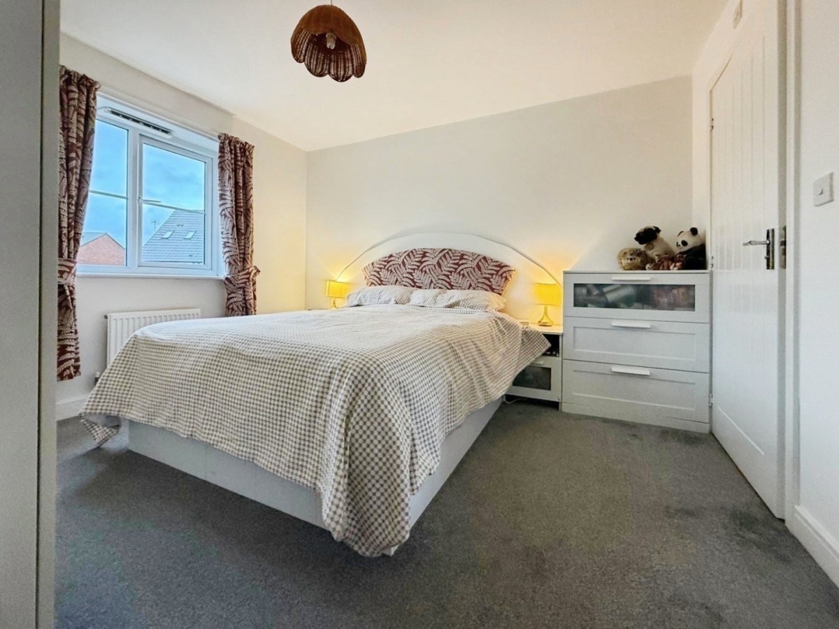 Plank Lane, Leigh, WN7 4QA