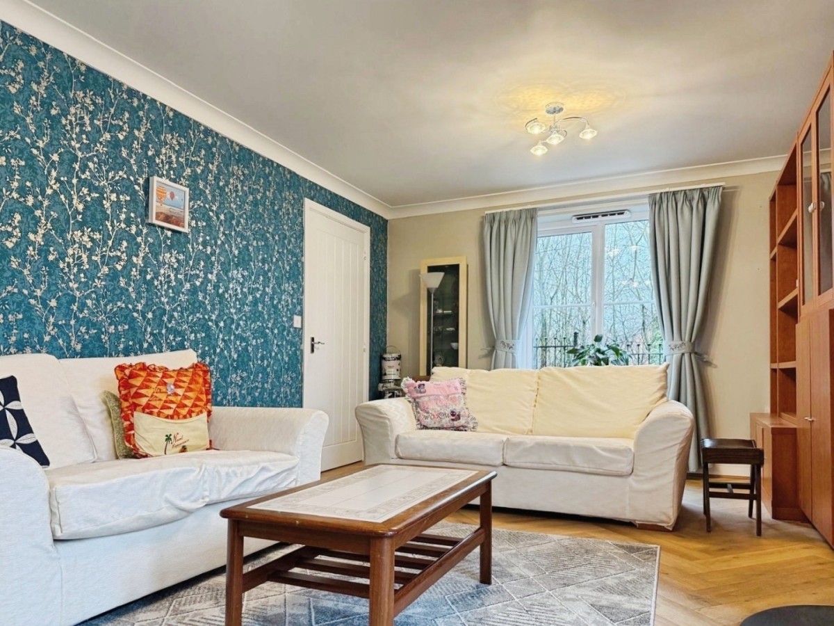 Plank Lane, Leigh, WN7 4QA