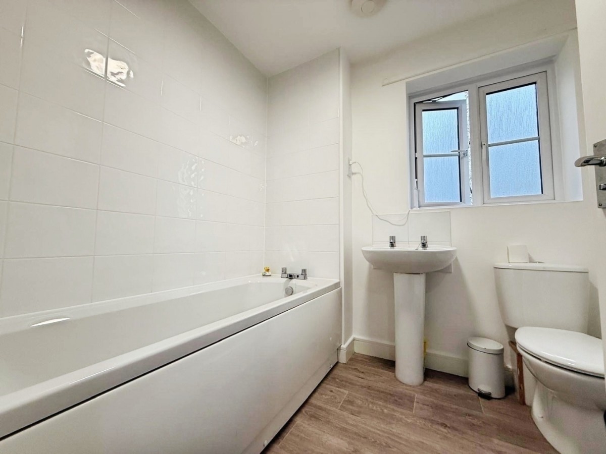 Plank Lane, Leigh, WN7 4QA