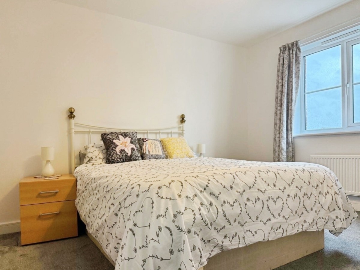 Plank Lane, Leigh, WN7 4QA