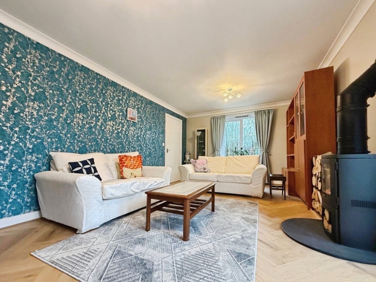 Plank Lane, Leigh, WN7 4QA