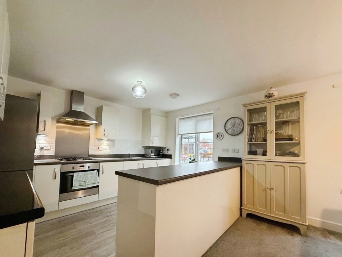 Plank Lane, Leigh, WN7 4QA