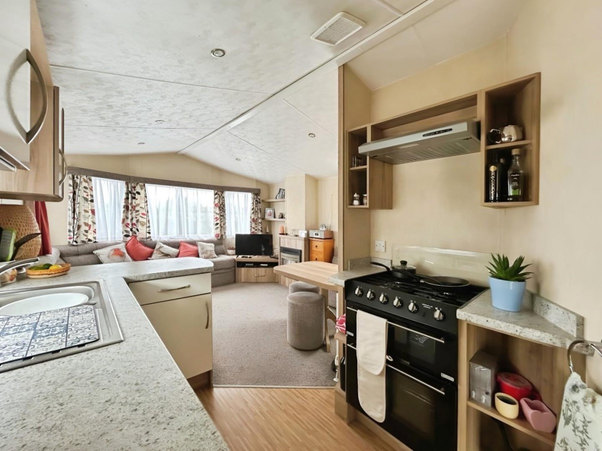 Pinemoor Caravan Park Burley Bank Road, Harrogate, HG3 2RZ