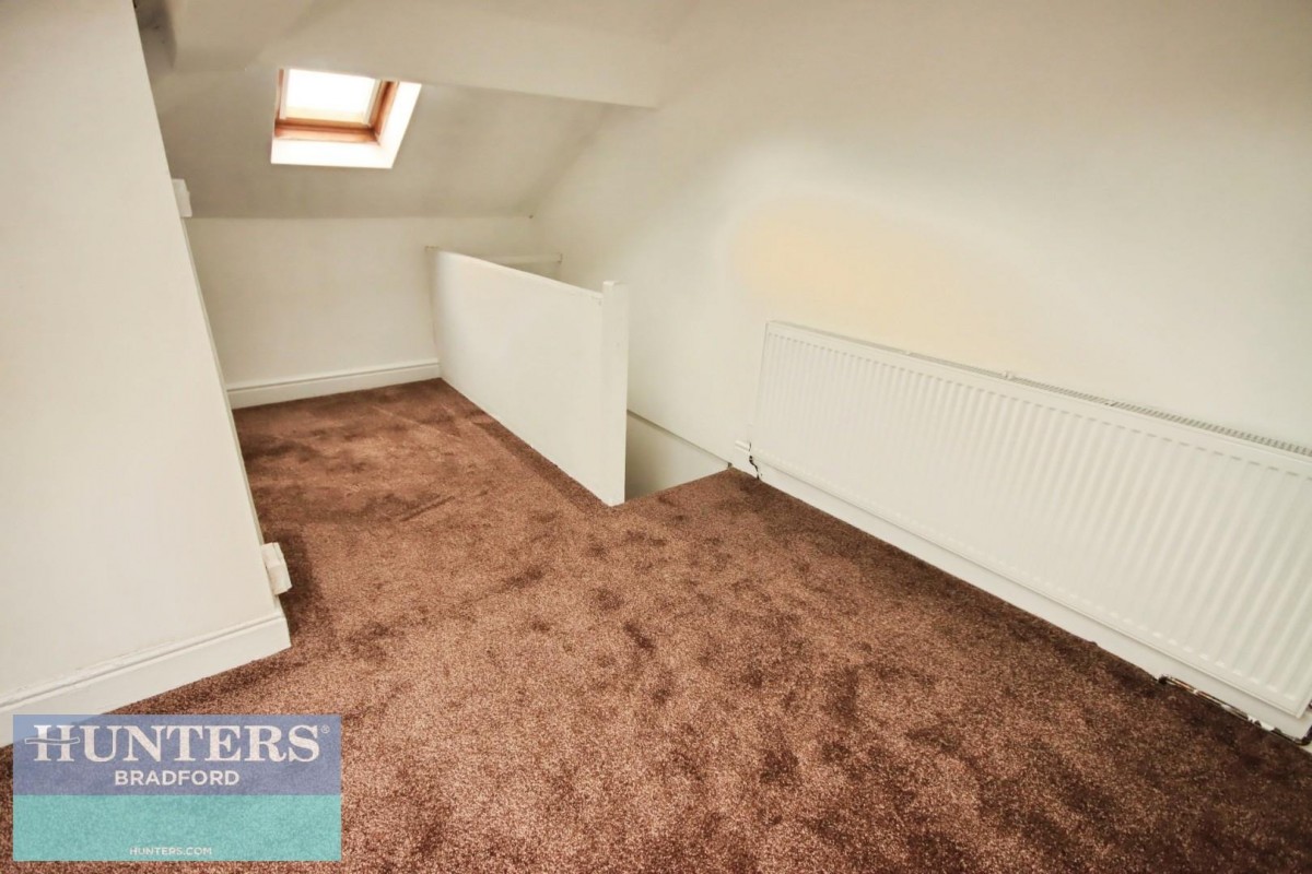 120, St. Margarets Road,Bradford, BD7 2BY