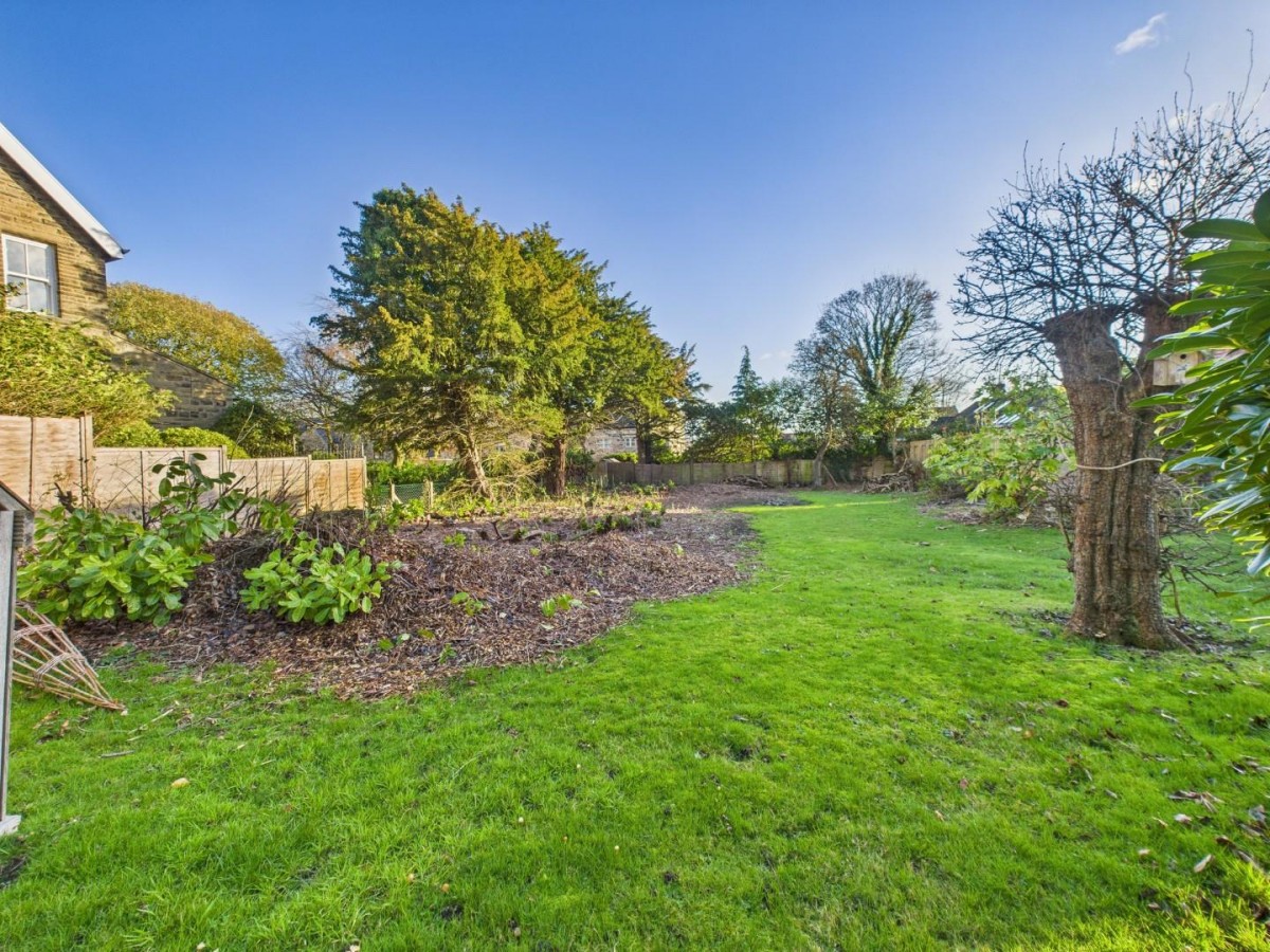 Sheriff Lane, Bingley