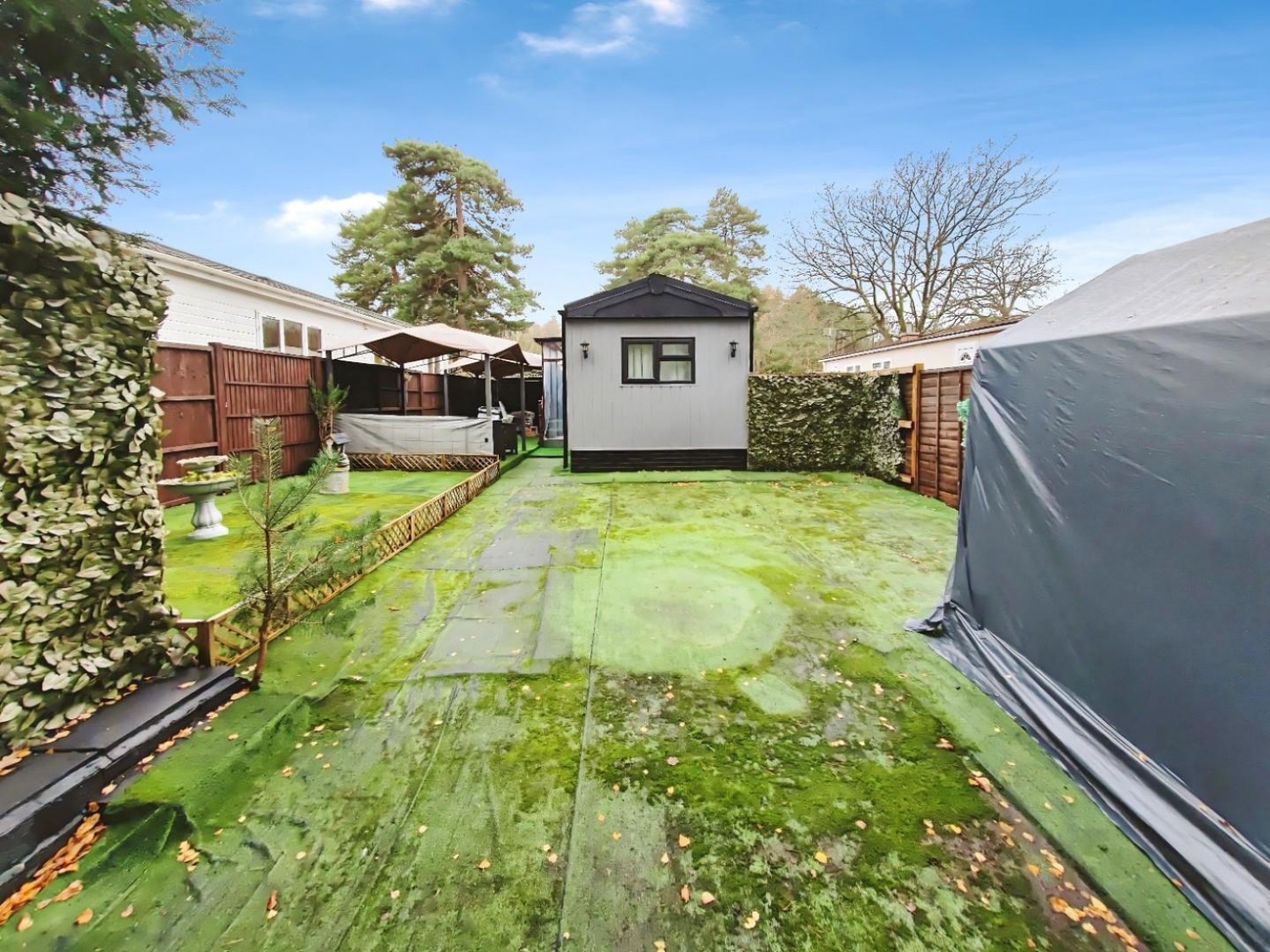 Nine Mile Ride, Finchampstead, Wokingham