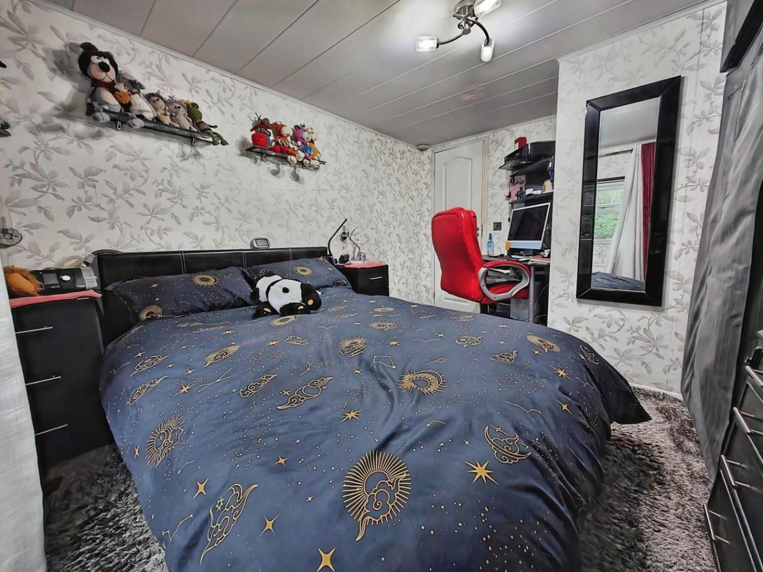 Nine Mile Ride, Finchampstead, Wokingham