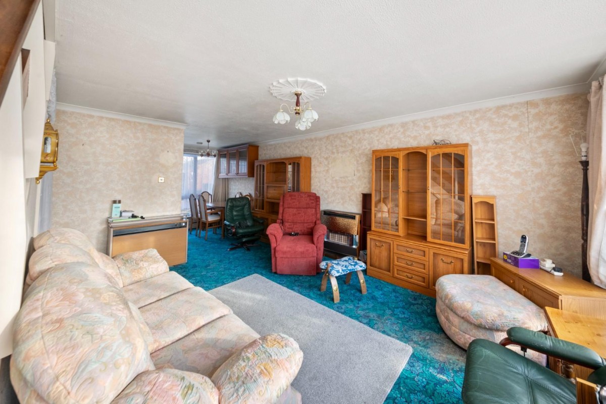 Compton Road, Hayes, UB3 2AZ