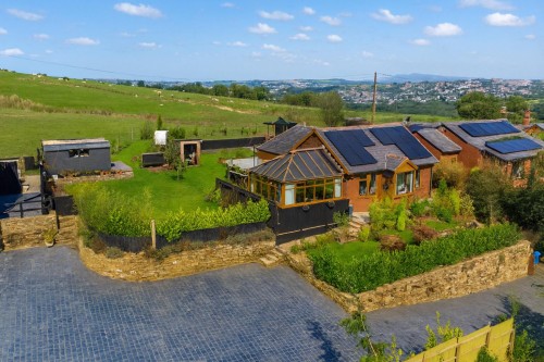 'Bradda' Bog Height Road