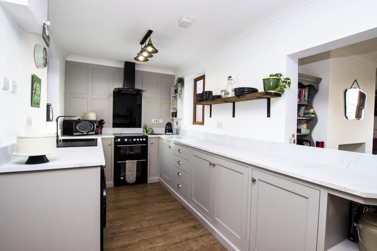 'Bradda' Bog Height Road