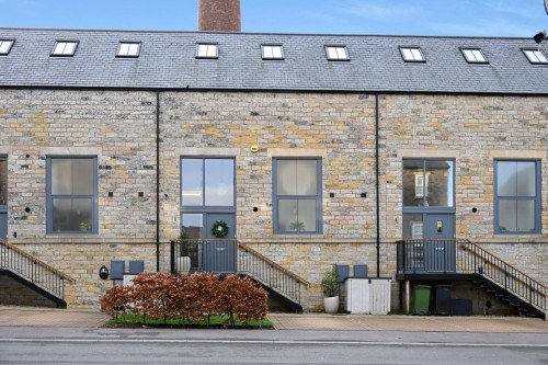 Dyehouse Walk, Yeadon, Leeds