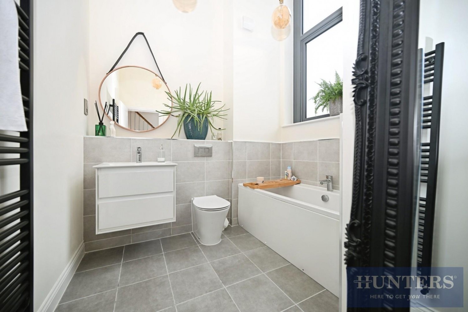 2 bedroom House for sale in Dyehouse Walk, Yeadon, Leeds