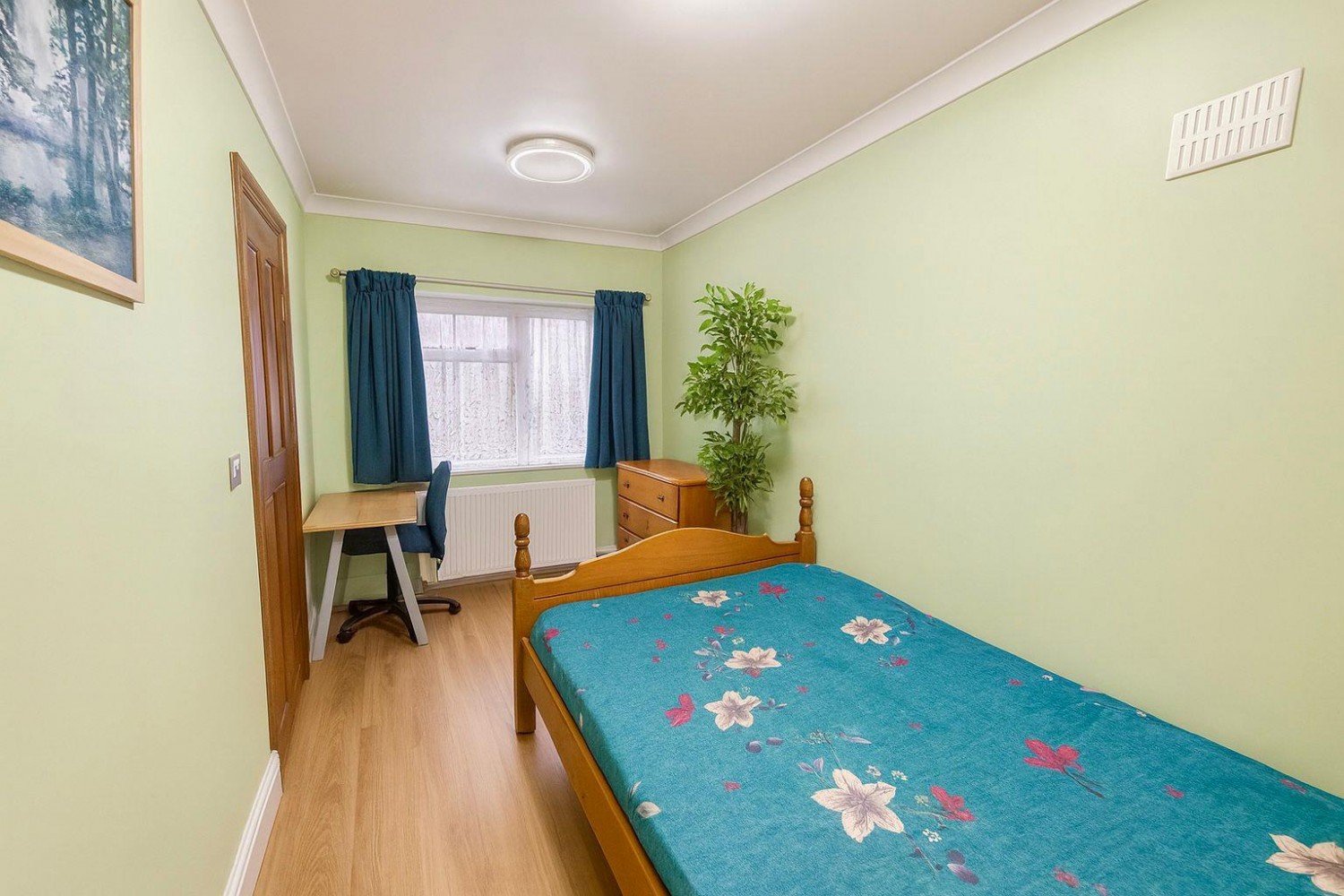 Burleigh Road, Sutton