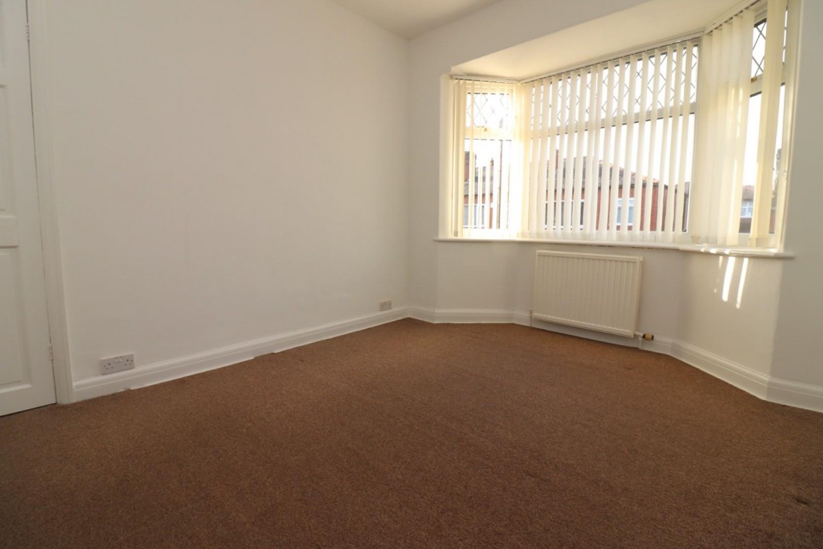 Florence Avenue, Bolton