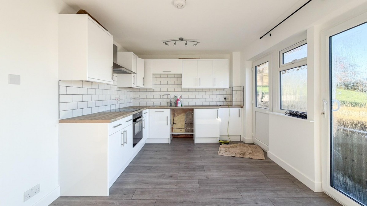 Oaktree Avenue, Pucklechurch, BS16 9TB