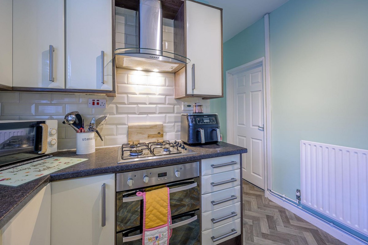 Beecher Road East, Halesowen, B63 2EB