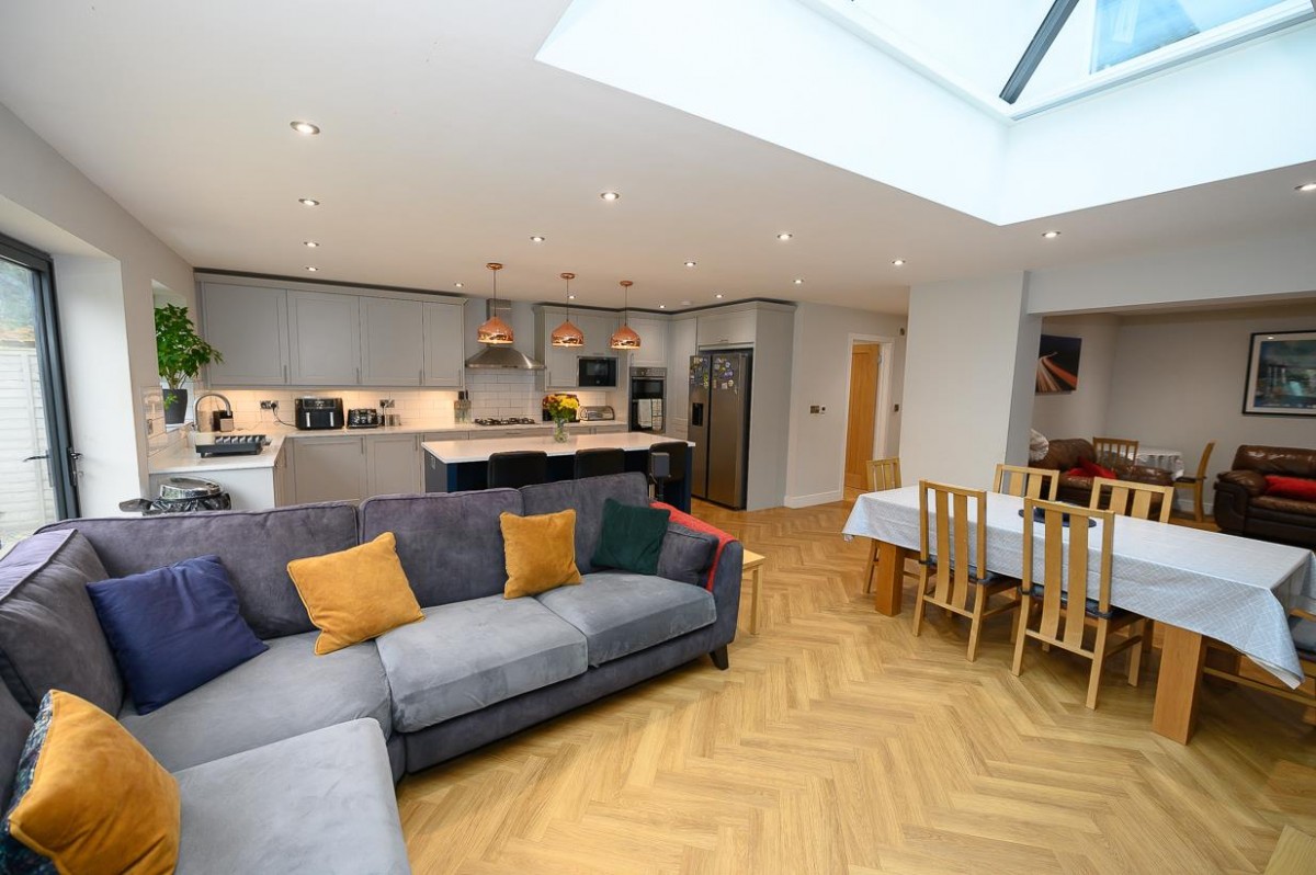 Fouracre Avenue, Downend, Bristol, BS16 6PD