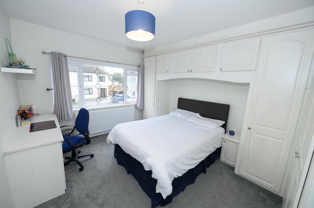 Fouracre Avenue, Downend, Bristol, BS16 6PD