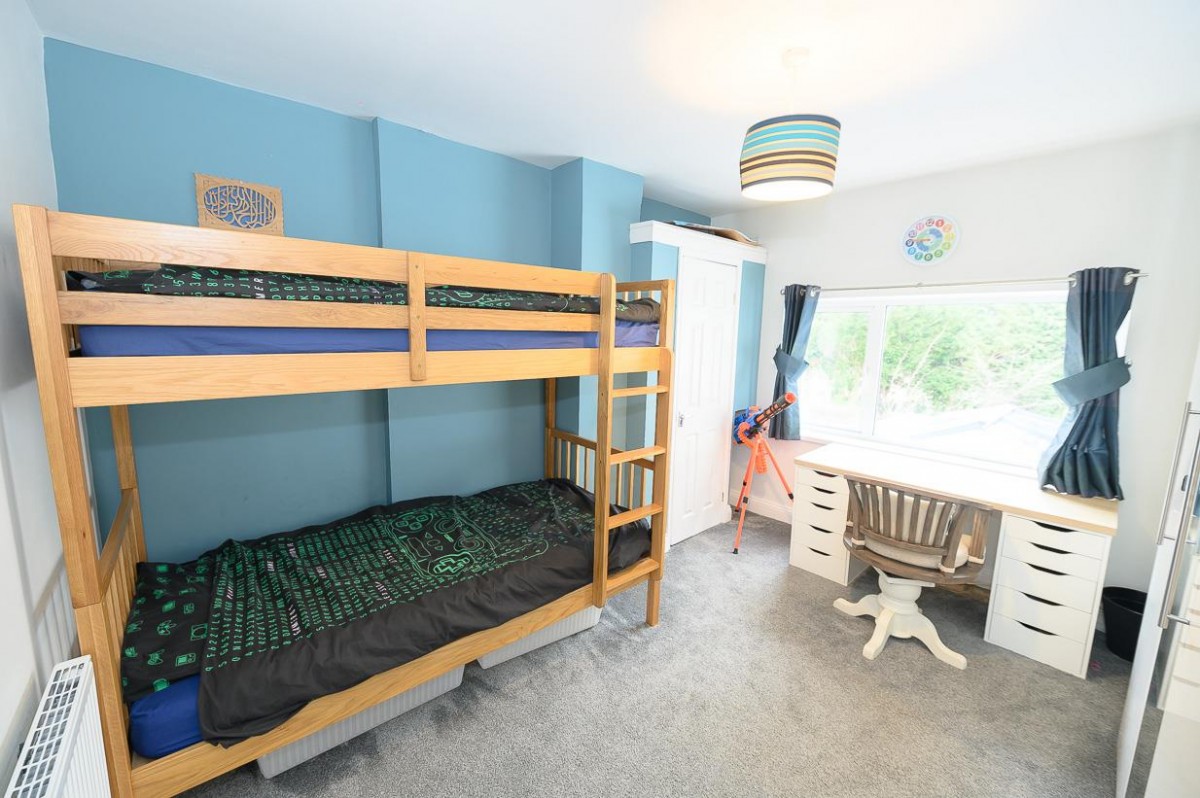 Fouracre Avenue, Downend, Bristol, BS16 6PD