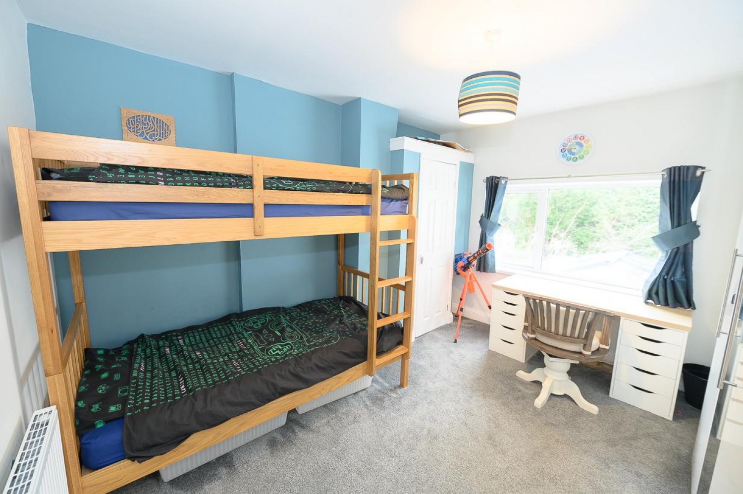 Fouracre Avenue, Downend, Bristol, BS16 6PD