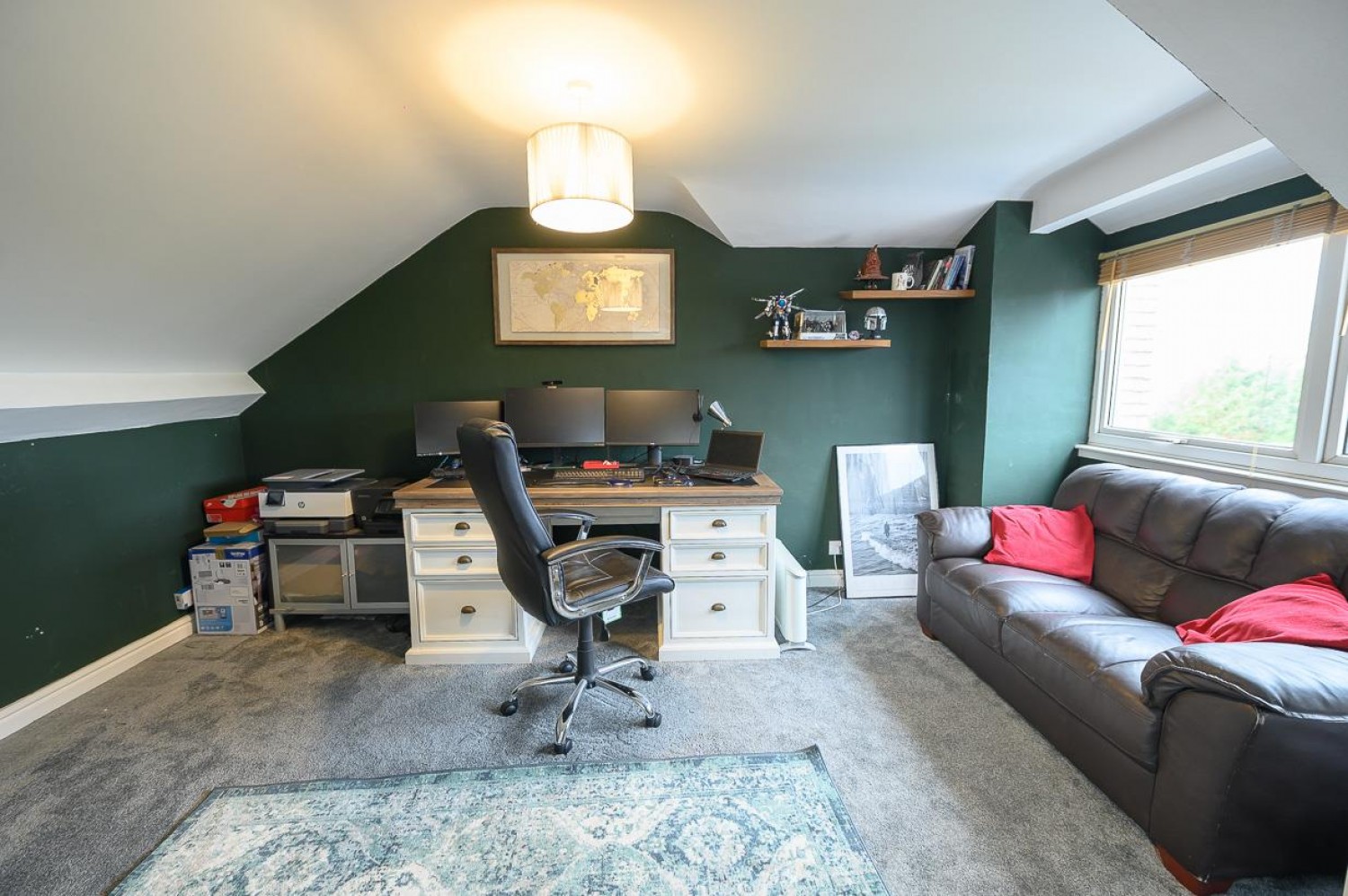 Fouracre Avenue, Downend, Bristol, BS16 6PD