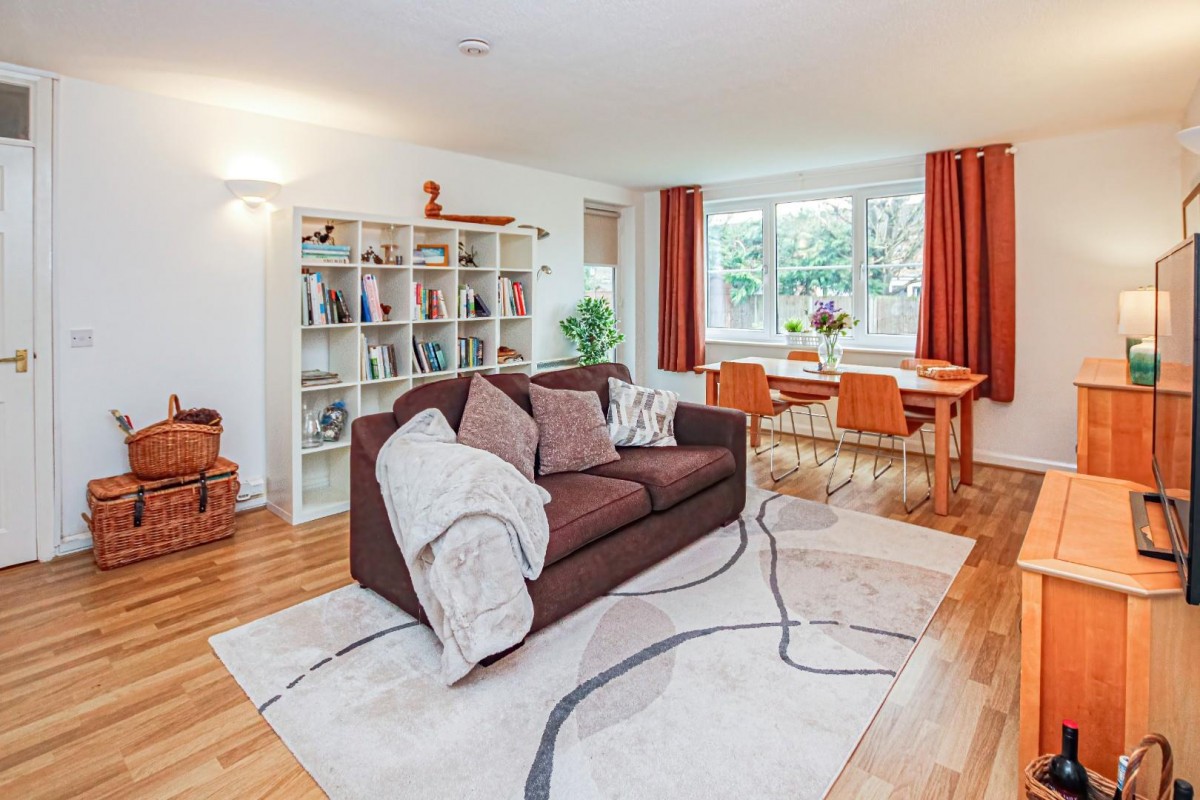 Bideford Court, Bideford Green, Leighton Buzzard