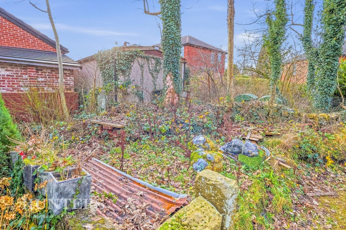 Hare Hill Road, Littleborough, OL15 9AD