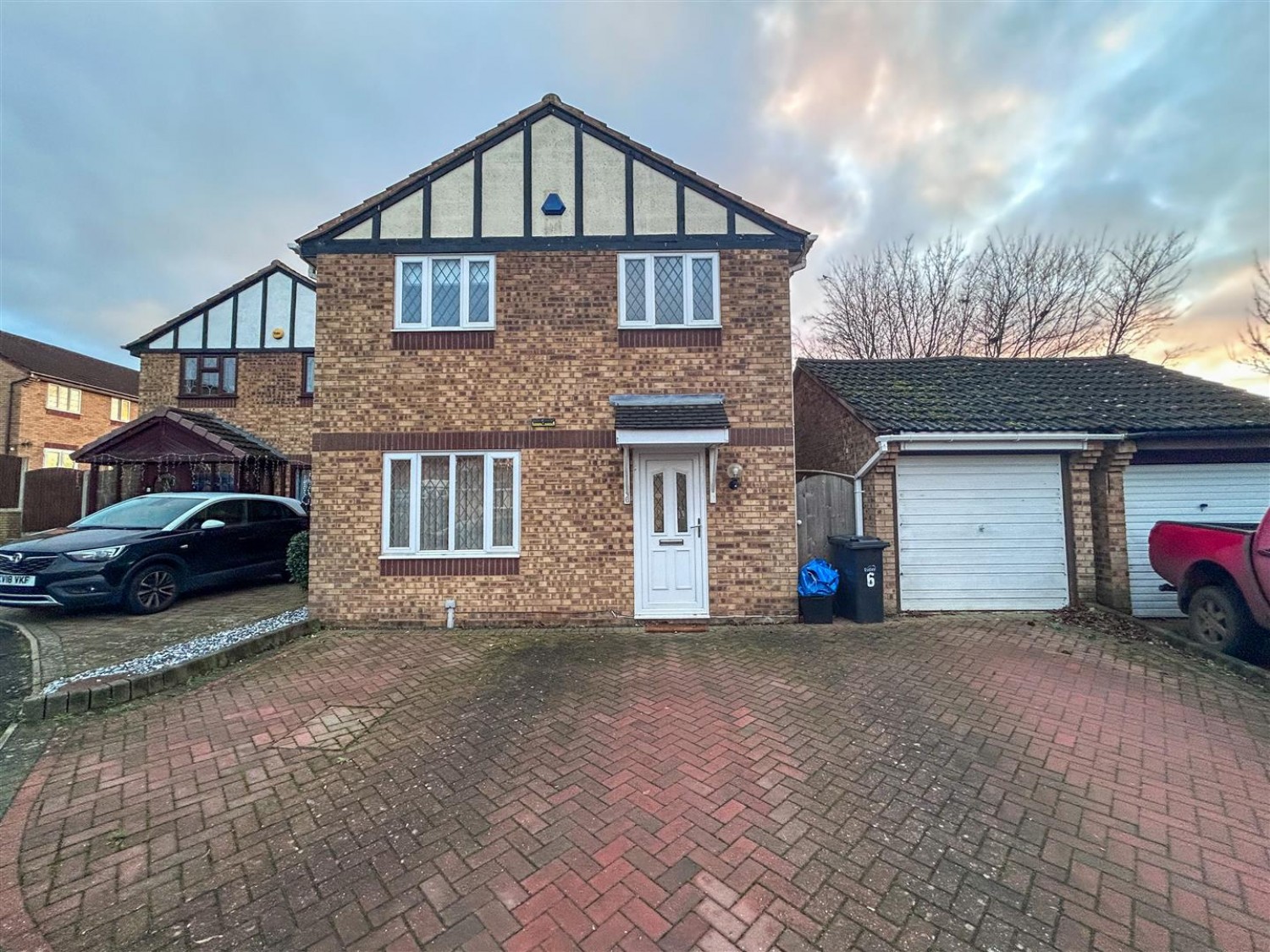 Chaucer Close, Stourbridge, DY8 4PL