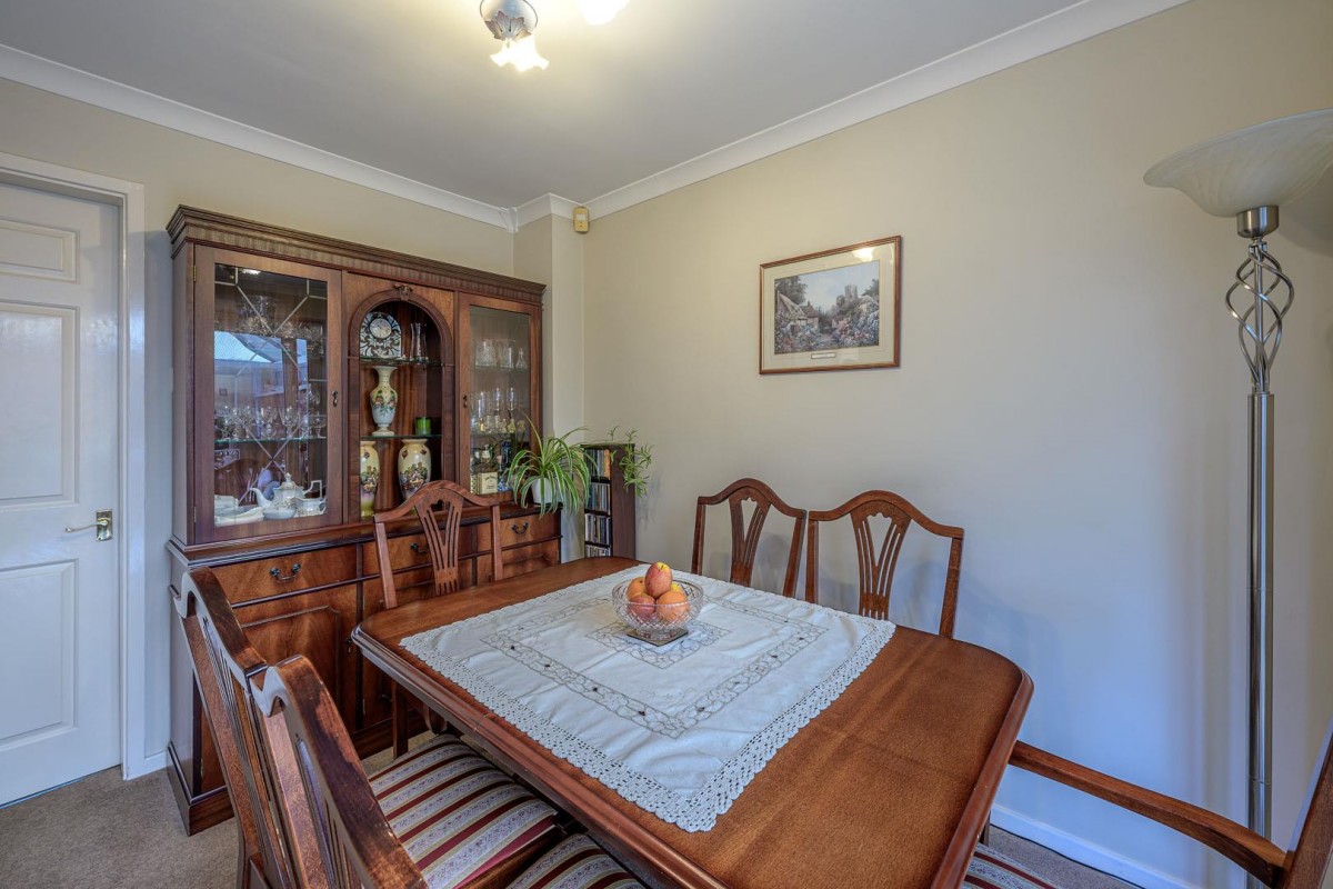 Ploverdale Crescent, Kingswinford, DY6 8XU