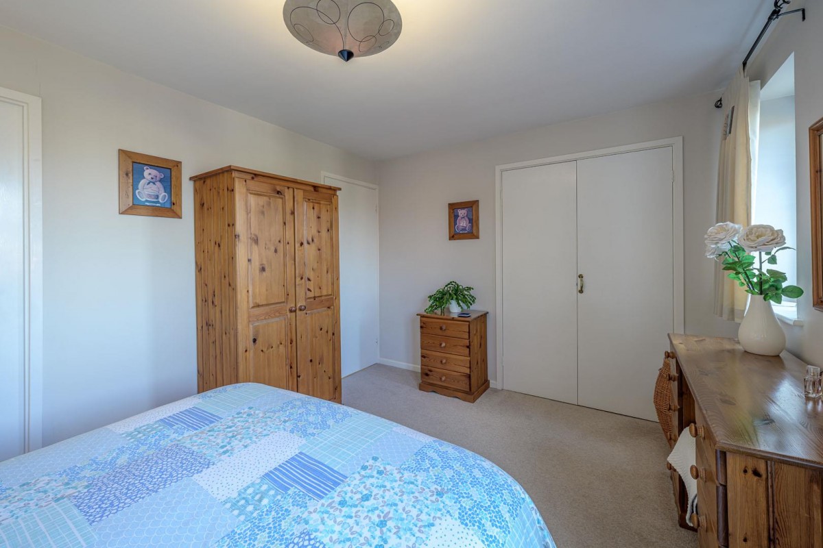 Ploverdale Crescent, Kingswinford, DY6 8XU