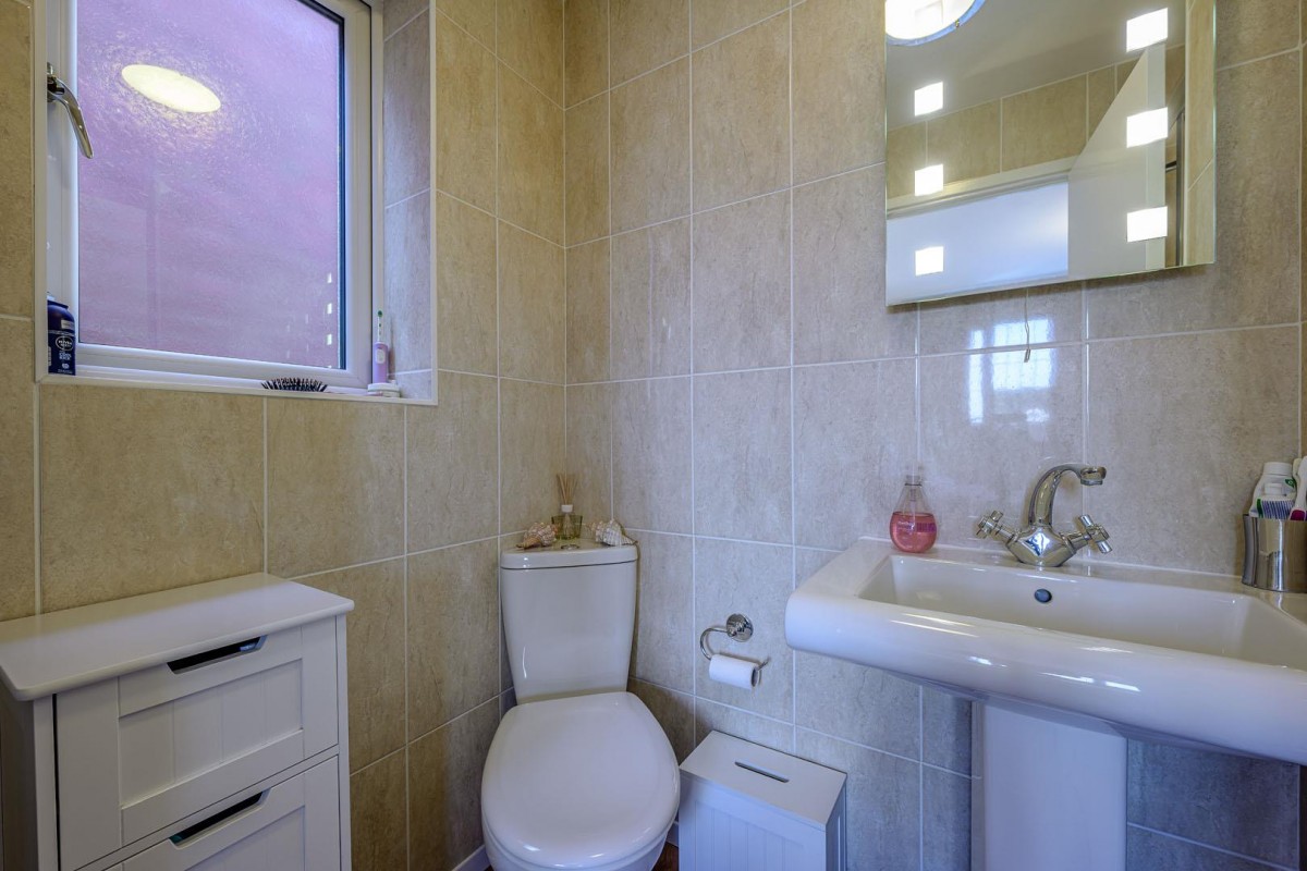 Ploverdale Crescent, Kingswinford, DY6 8XU