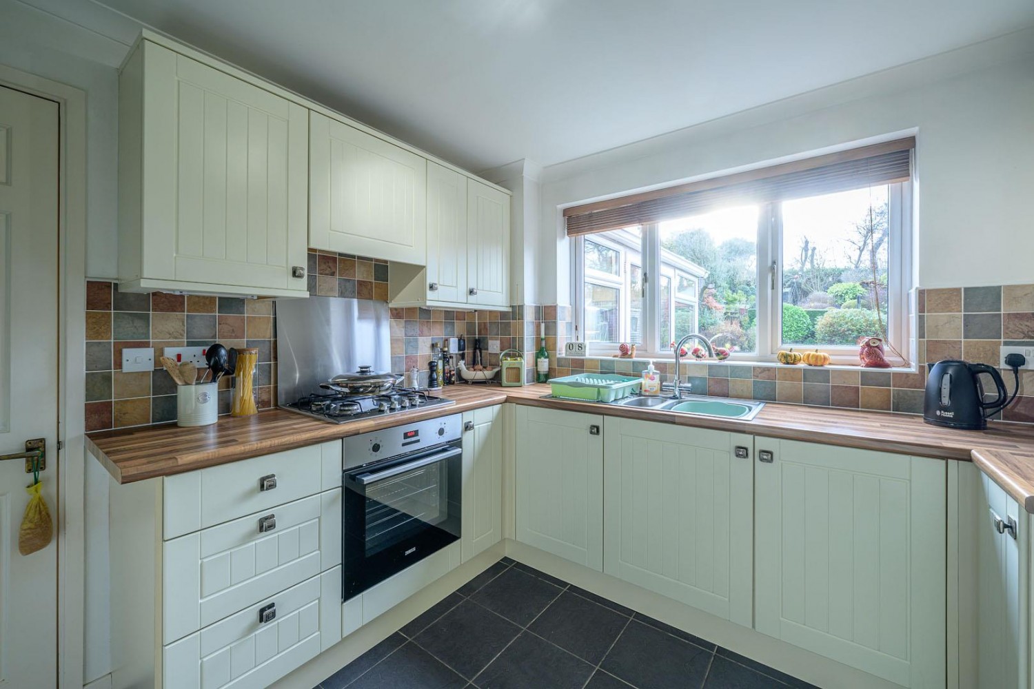 Ploverdale Crescent, Kingswinford, DY6 8XU