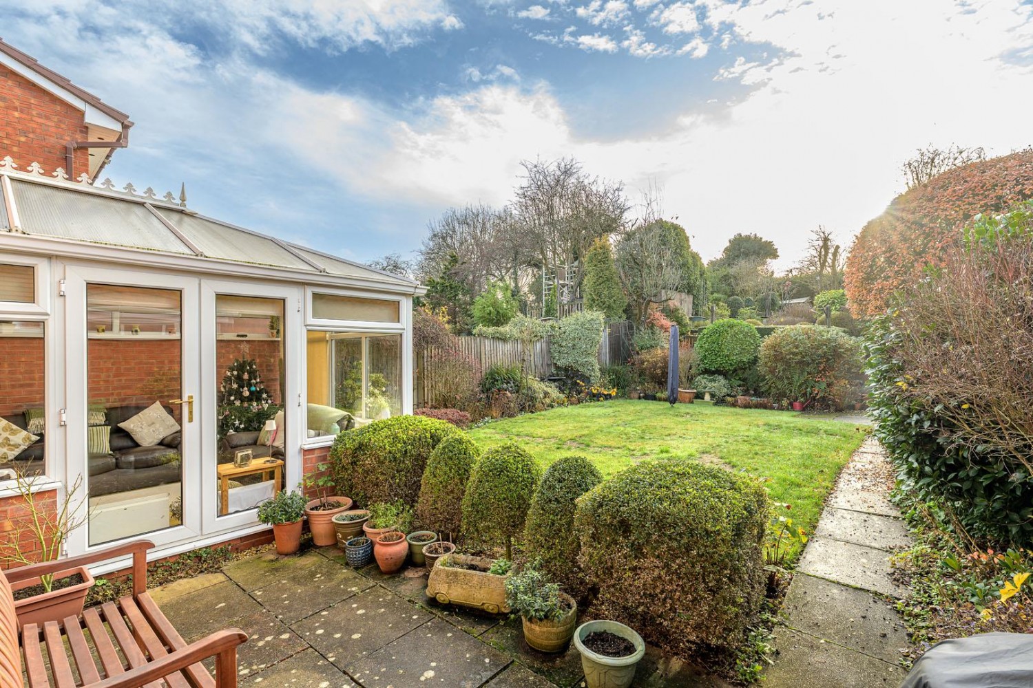 Ploverdale Crescent, Kingswinford, DY6 8XU