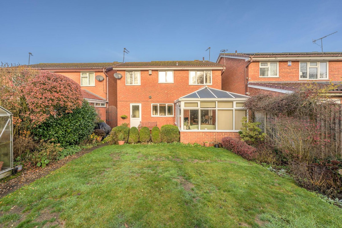 Ploverdale Crescent, Kingswinford, DY6 8XU