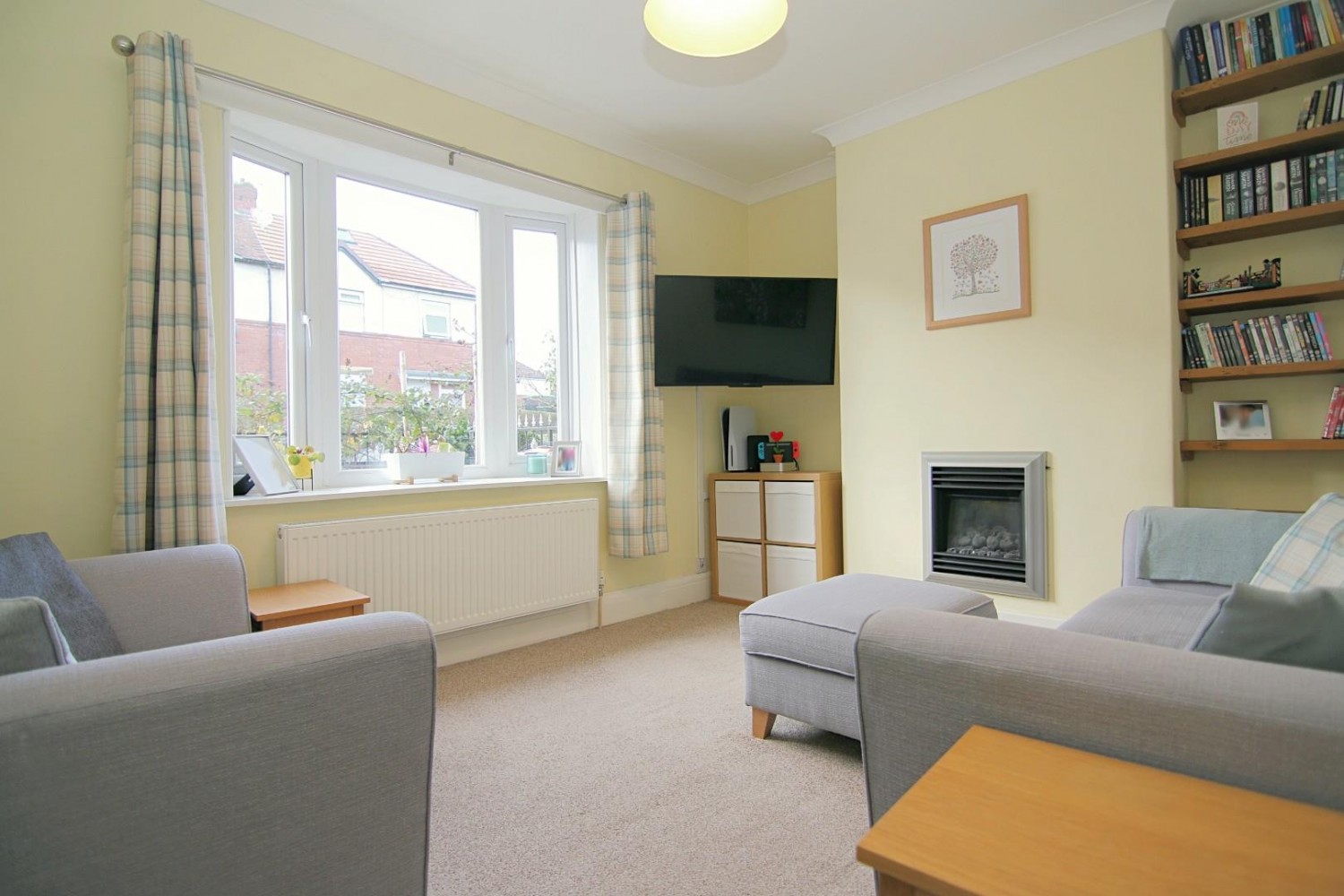 South Drive, Farsley