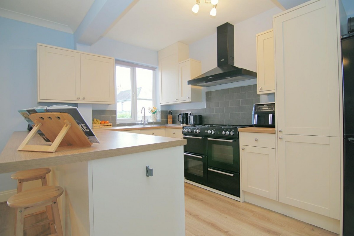 South Drive, Farsley