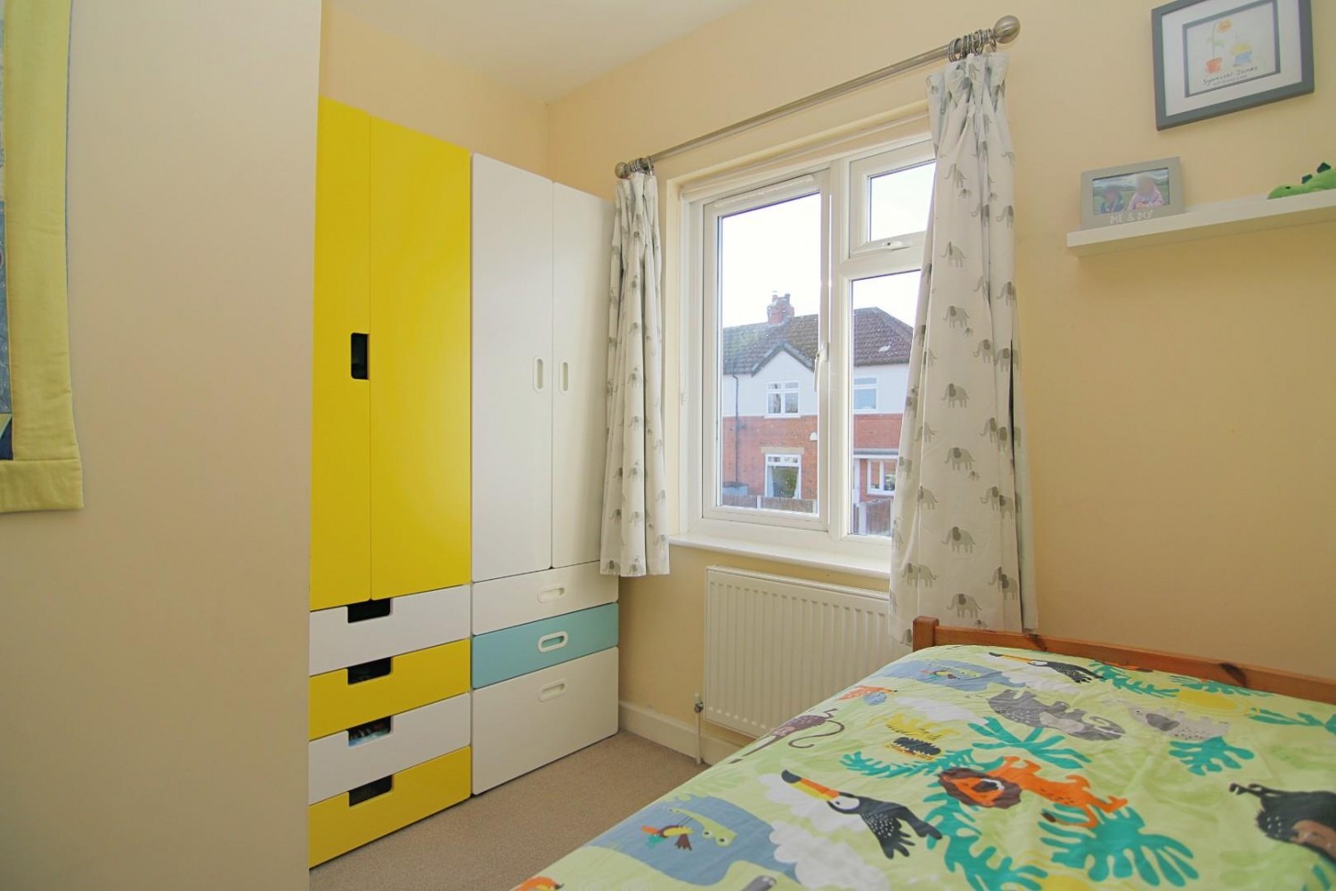 South Drive, Farsley