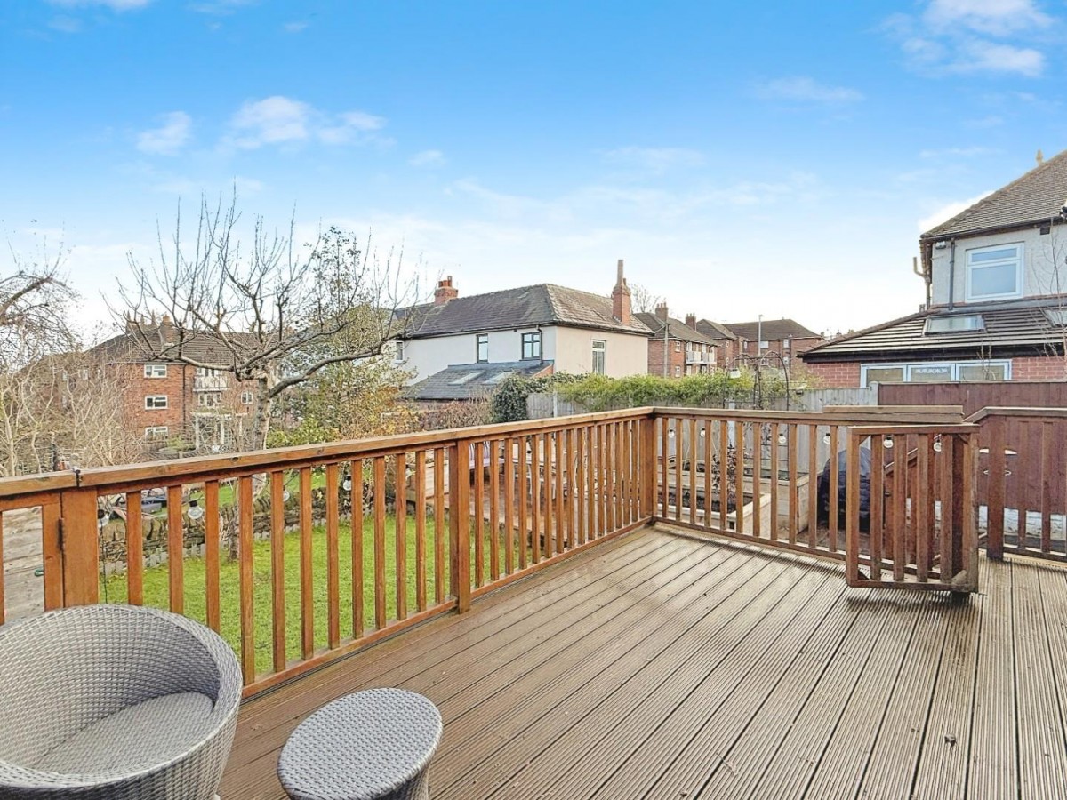 South Drive, Farsley