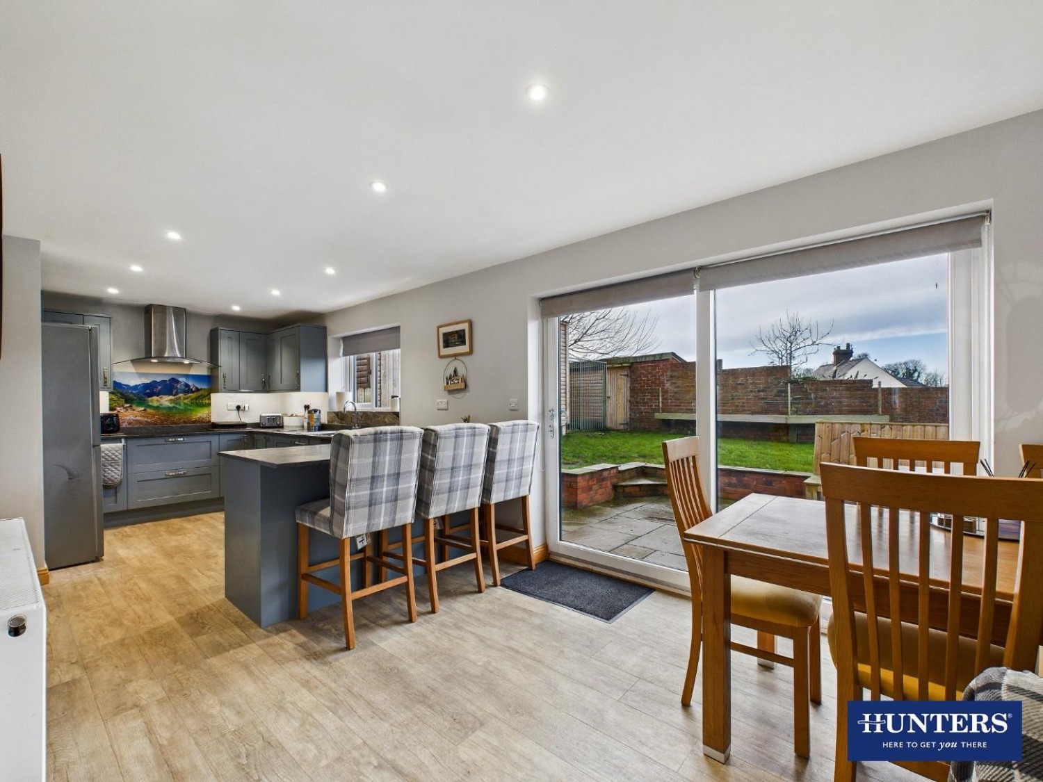 Parkhead Road, Brampton, CA8