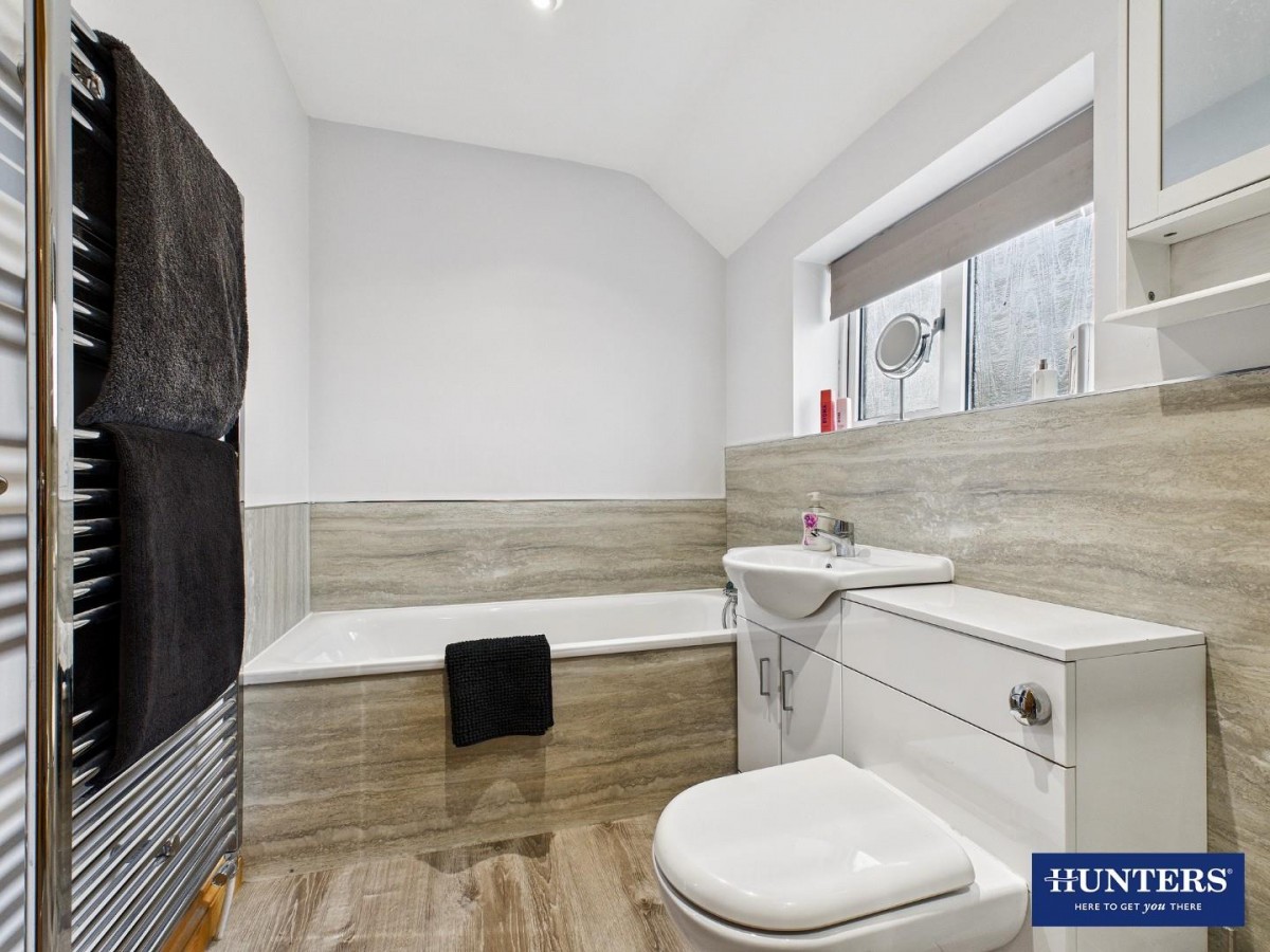 Parkhead Road, Brampton, CA8