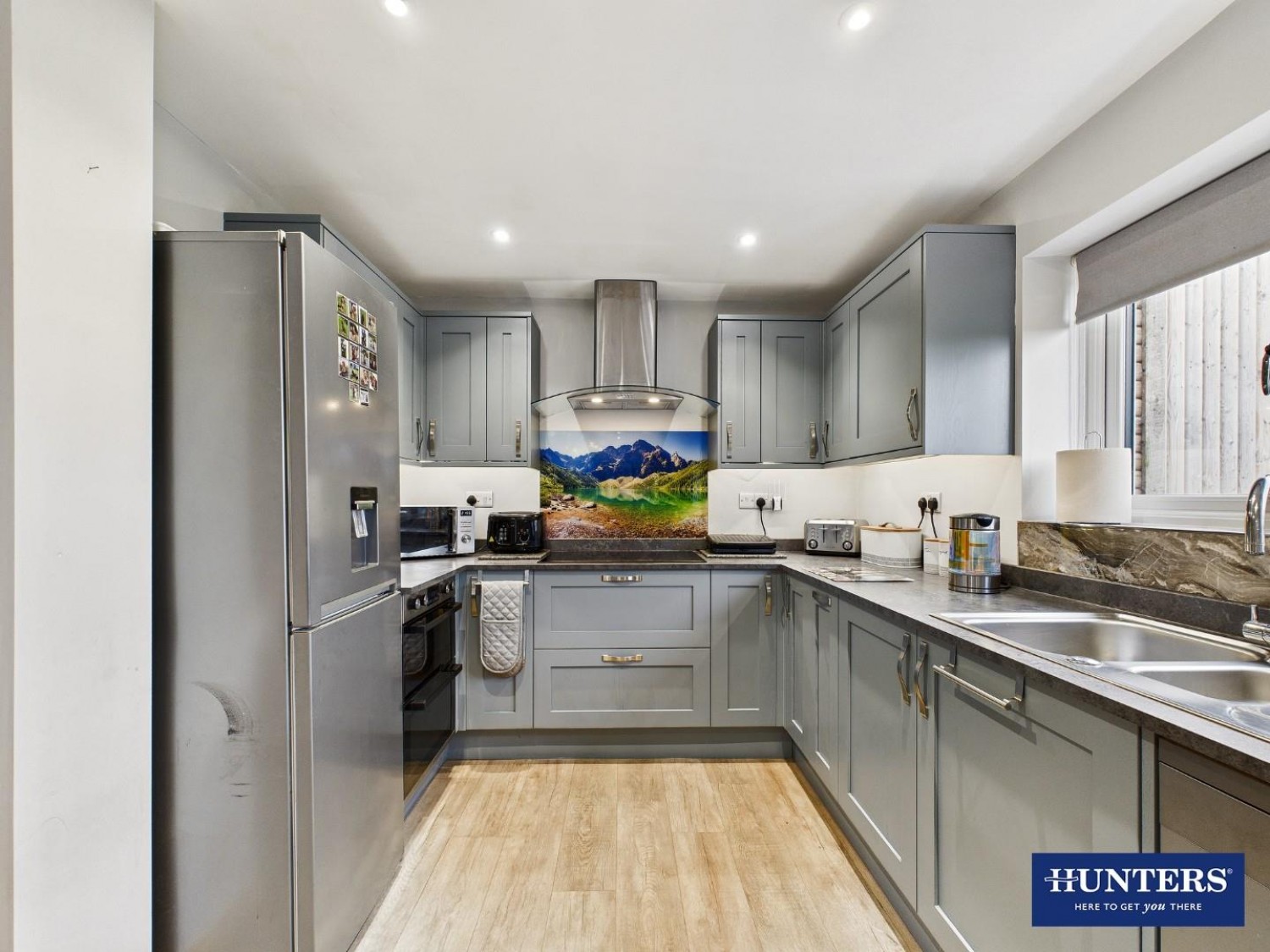 Parkhead Road, Brampton, CA8