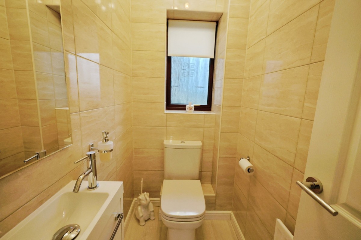 Broken Banks, Bishop Auckland