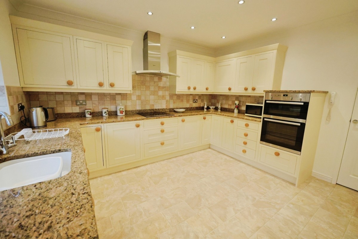 Broken Banks, Bishop Auckland